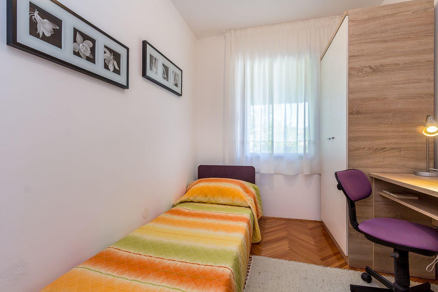 Neu Renovierte Ferienwohnung Mit Klima, Wlan, Terrasse Und Grill Pula Exteriör bild