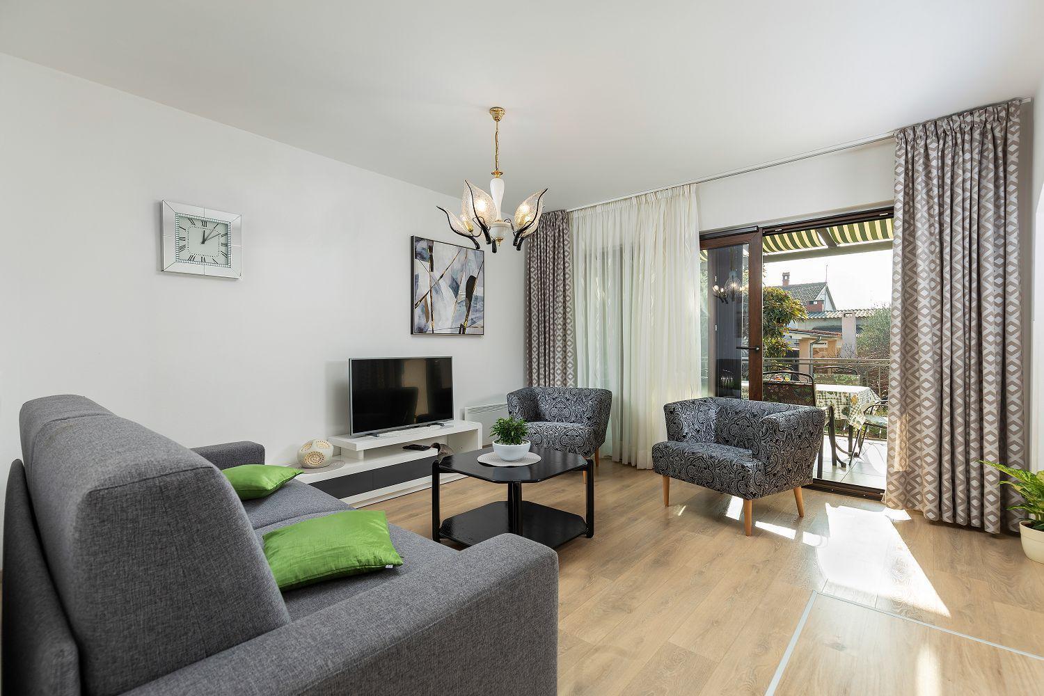 Neu Renovierte Ferienwohnung Mit Klima, Wlan, Terrasse Und Grill Pula Exteriör bild