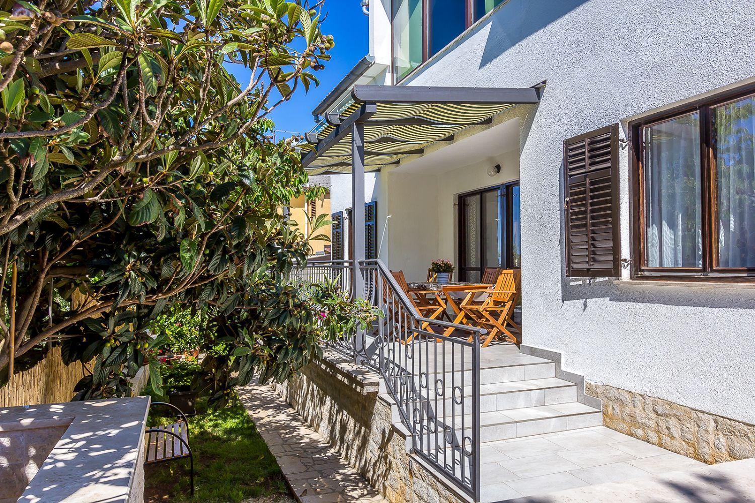 Neu Renovierte Ferienwohnung Mit Klima, Wlan, Terrasse Und Grill Pula Exteriör bild